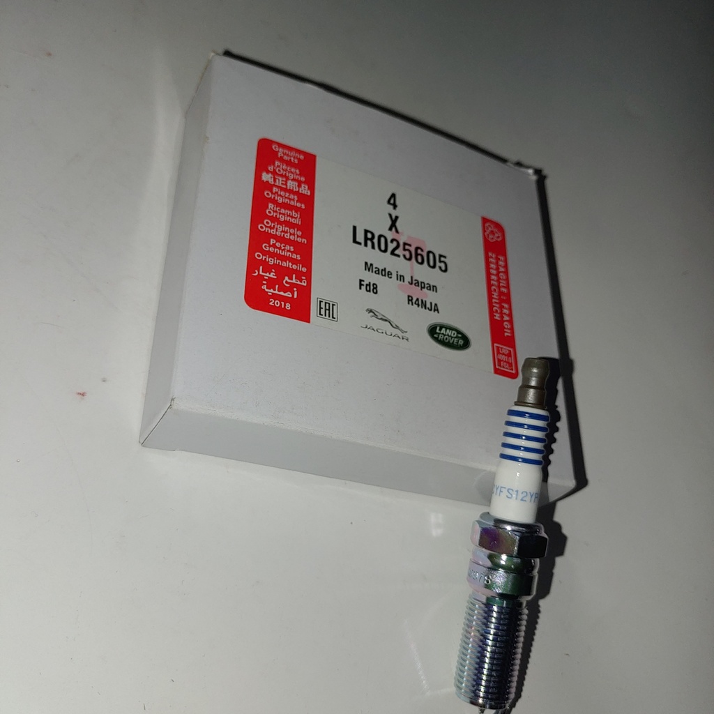 Land Rover, spark plug, LR025605